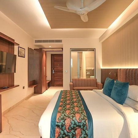 Hotel The Infinity Near Delhi Airport Neu-Delhi Exterior foto